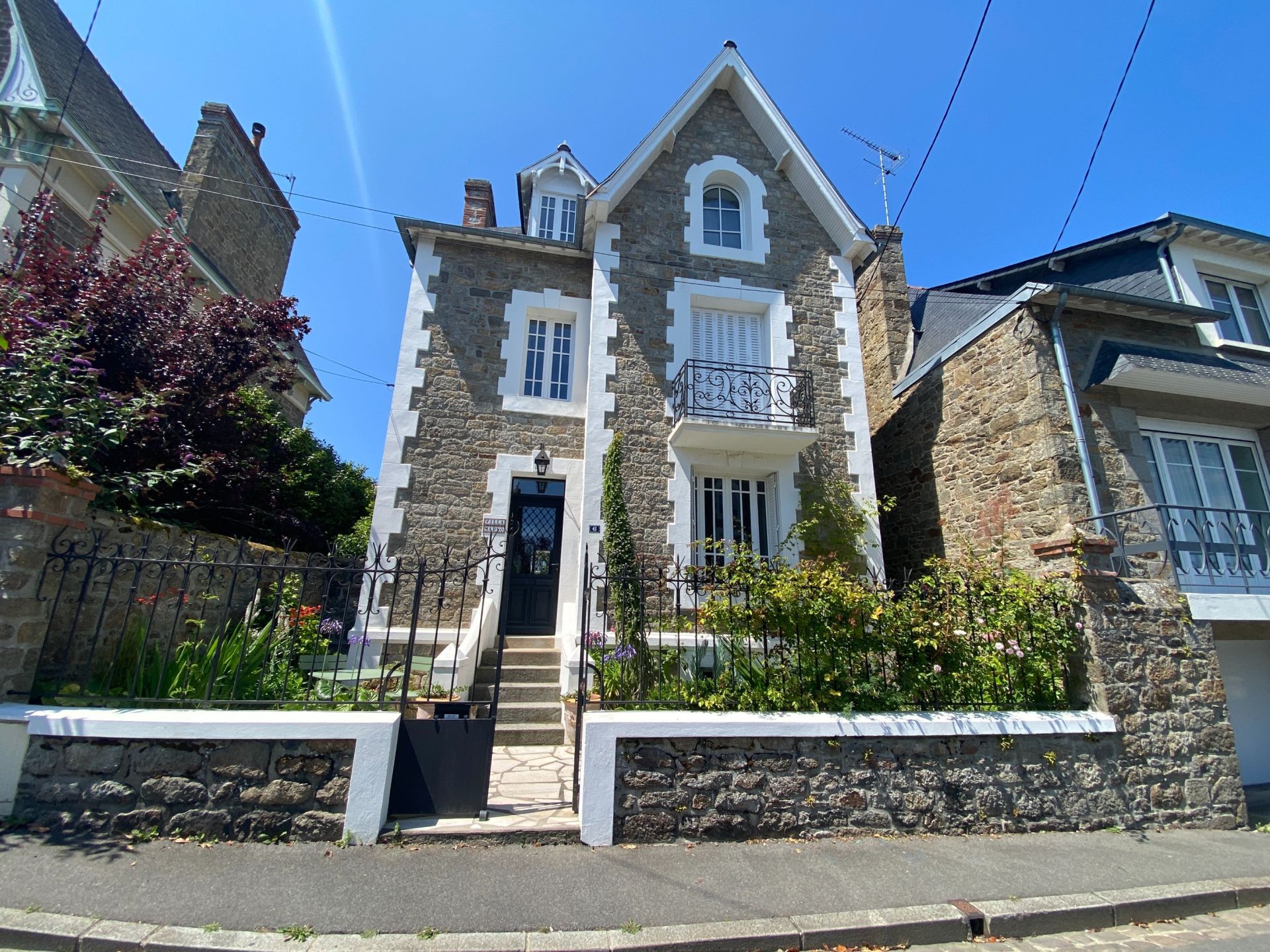 Sale House Cancale (35260) 106 m²