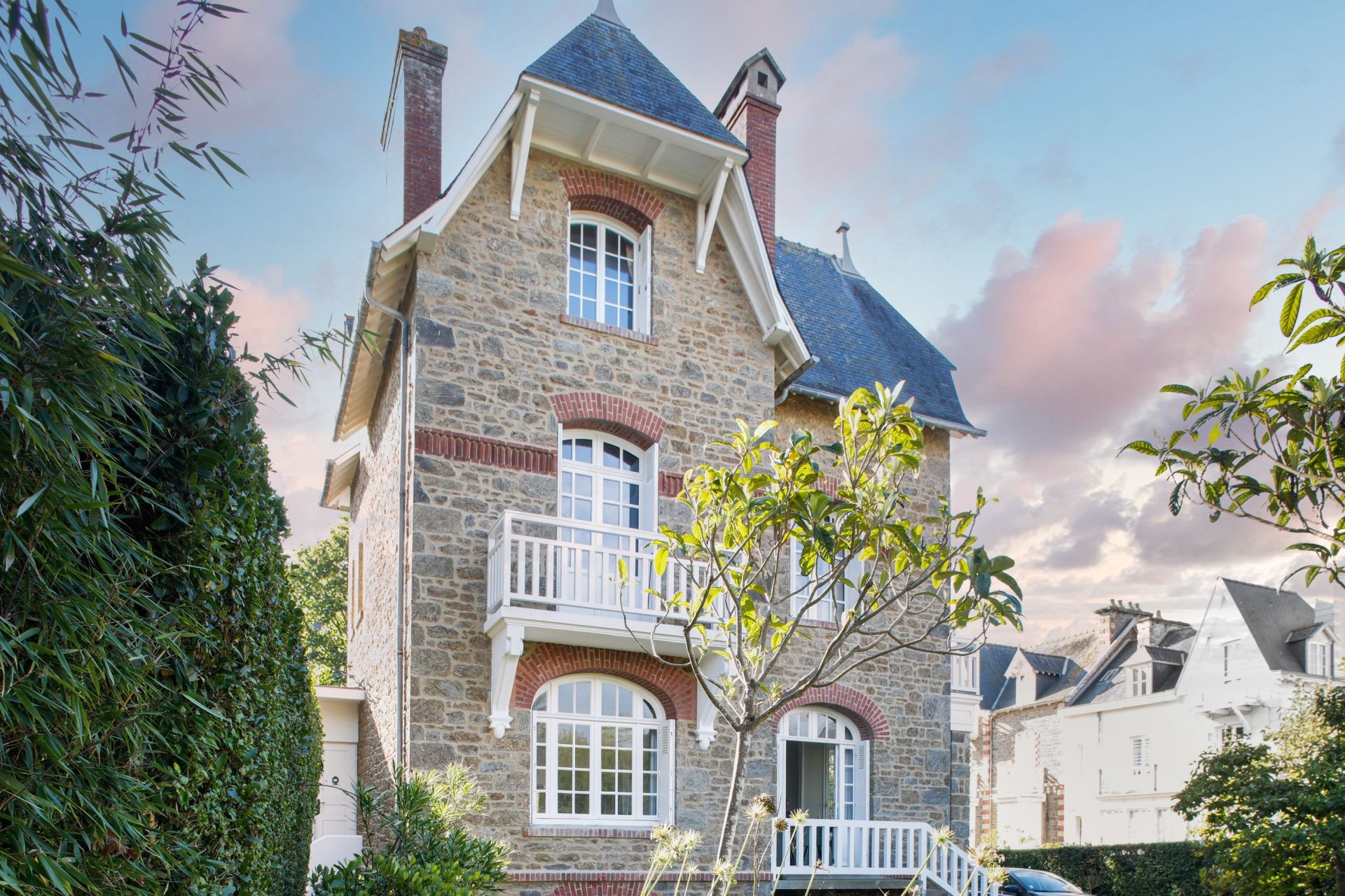 Sale Property Dinard (35800) 198 m²